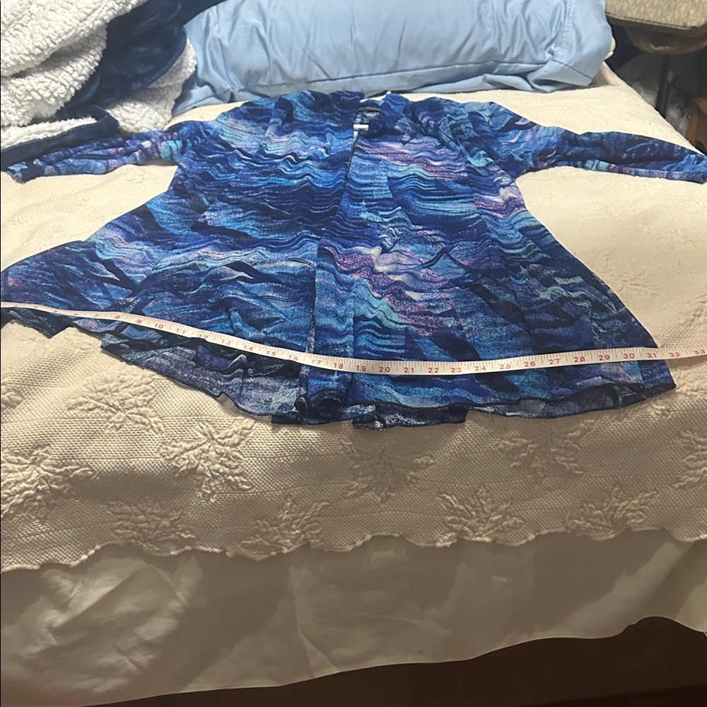 (Whispers) Blue Abstract buttonless open light ca… - image 7